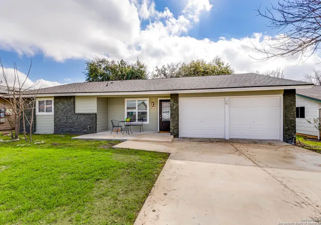 Photo 2 of Single family home for sale at 612 Jamie Sue Dr, Converse, TX 78109 | MLS# 1912133 | Listing updated on 2026-01-24