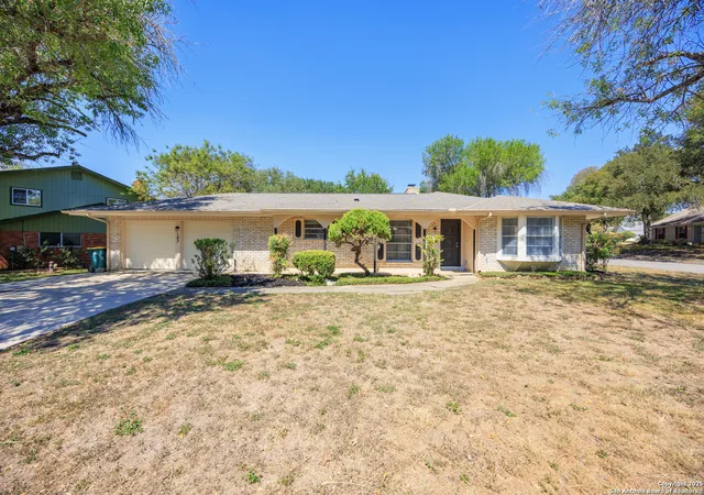 2nd image of 103 Madrid, Universal City, TX 78148 | MLS# 1912165