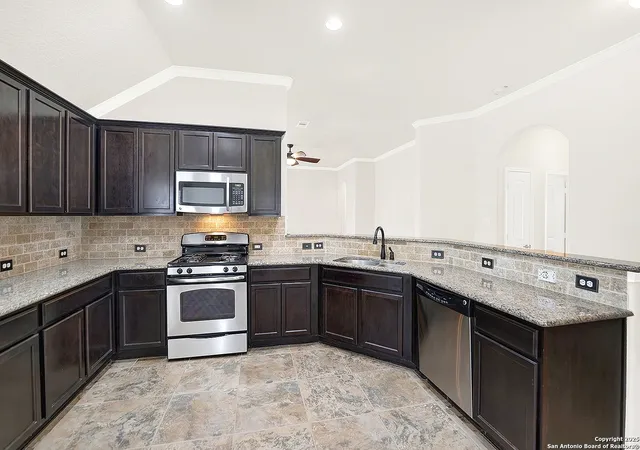Photo 3 of Sale Pending at 3157 Pencil Cholla, Schertz, TX 78154 | MLS# 1912315 | Listing updated on 2025-12-01