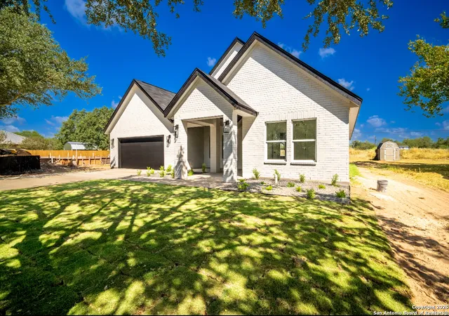 3rd image of 15125 Norvell, Lytle, TX 78052 | MLS# 1912331