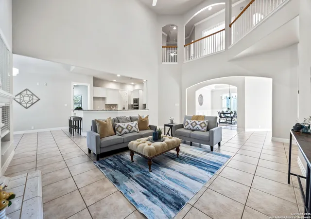Photo 3 of Sale Pending at 24919 Birdies Grn, San Antonio, TX 78260 | MLS# 1912347 | Listing updated on 2025-12-12