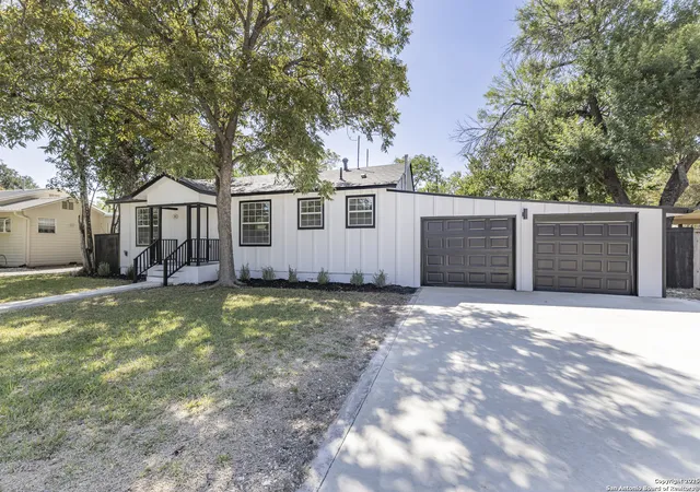 2nd image of 106 Irvington, San Antonio, TX 78209 | MLS# 1912349