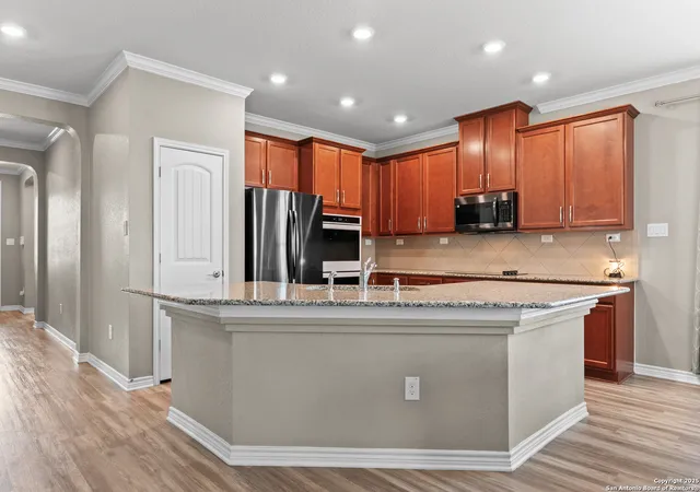 Photo 3 of Sale Pending at 200 Lone Fls, Universal City, TX 78148 | MLS# 1912350 | Listing updated on 2025-10-29