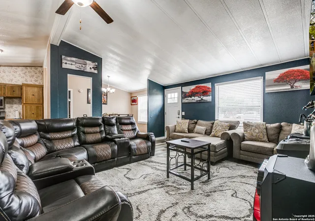 Photo 3 of Sale Pending at 905 County Road 6753, Devine, TX 78016 | MLS# 1912358 | Listing updated on 2025-10-03