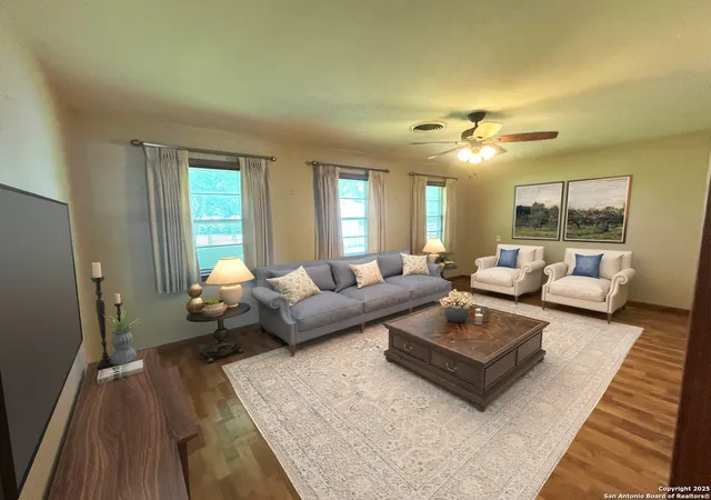 31st image of 205 Turner Ln, Bridge City, TX 77611 | MLS# 1912361