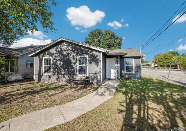 2nd image of 2203 Sw 19th Street, San Antonio, TX 78207 | MLS# 1912364