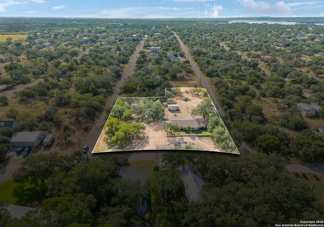 43rd image of 1001,1004 Shorewood, Granite Shoals, TX 78654 | MLS# 1912377
