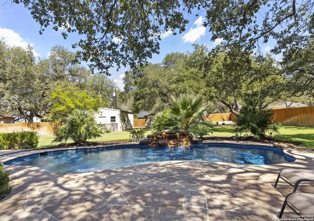 3rd image of 606 Ingram, Devine, TX 78016 | MLS# 1912382