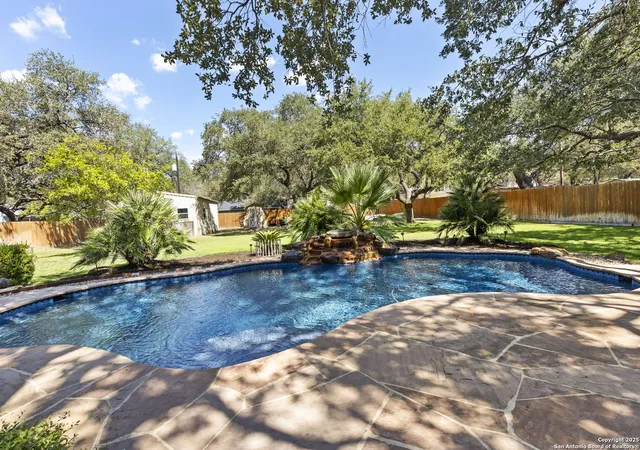 1st image of 606 Ingram, Devine, TX 78016 | MLS# 1912382