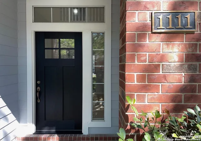 Photo 3 of Single family home for sale at 1111 Glade Crossing, San Antonio, TX 78258 | MLS# 1912392 | Listing updated on 2025-12-17