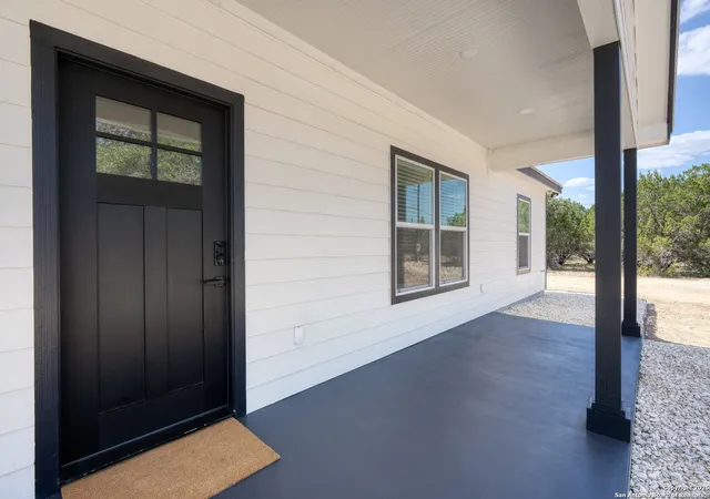 4th image of 1085 Lakeside Dr, Lakehills, TX 78063 | MLS# 1912490