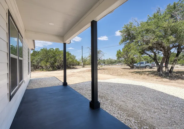 5th image of 1085 Lakeside Dr, Lakehills, TX 78063 | MLS# 1912490