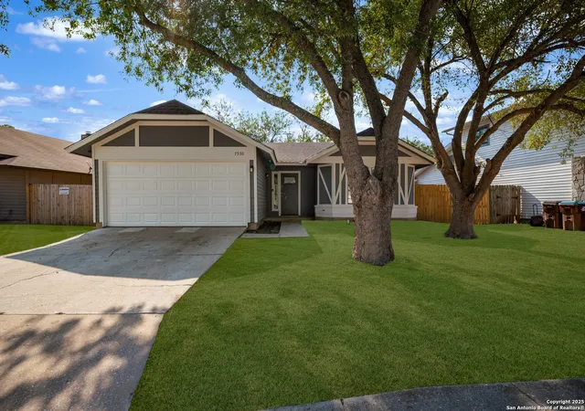 Photo 3 of Sale Pending at 7530 Longing Trl, San Antonio, TX 78244 | MLS# 1912512 | Listing updated on 2026-01-10
