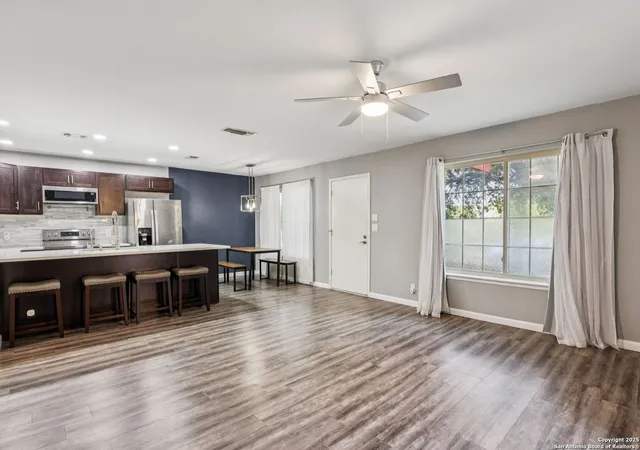 Photo 3 of Sale Pending at 8320 York Dr, San Antonio, TX 78216 | MLS# 1912513 | Listing updated on 2025-10-29
