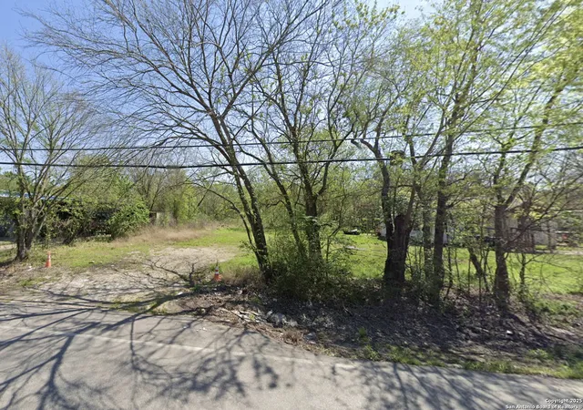 4th image of 5814 E Houston, Houston, TX 77028 | MLS# 1912514