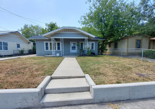 Homes for sale in San Antonio, TX | 2710 E Houston St, San Antonio, TX 78202 | MLS# 1912539