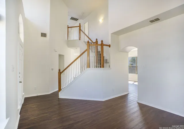 Photo 3 of Sale Pending at 1130 Par Four, San Antonio, TX 78221 | MLS# 1912576 | Listing updated on 2025-12-17