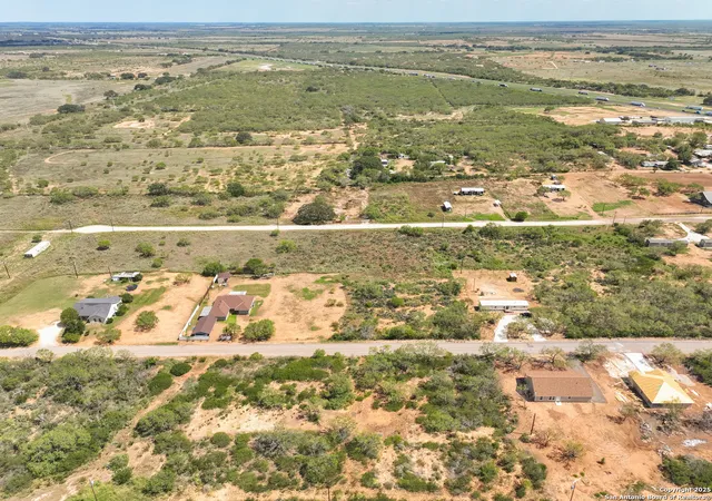 3rd image of 311 County Road 1647, Moore, TX 78057 | MLS# 1912604