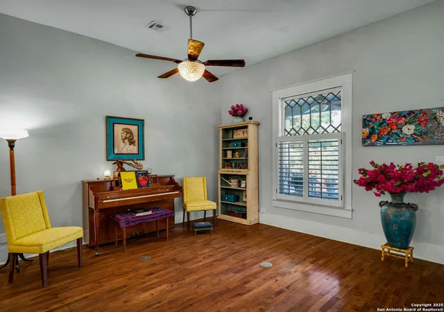 5th image of 240 Post Avenue, San Antonio, TX 78215 | MLS# 1912606