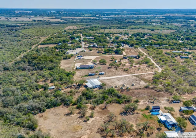 4th image of 470 Country Acres, Seguin, TX 78155 | MLS# 1912618