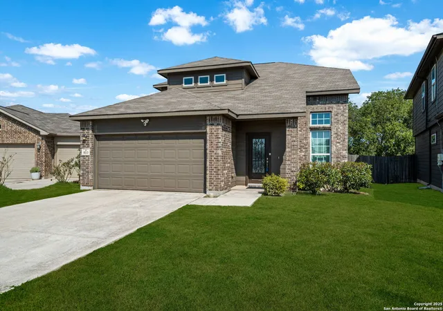 Photo 3 of Sale Pending at 8113 Breezy Cvs, Schertz, TX 78154 | MLS# 1912629 | Listing updated on 2025-10-23