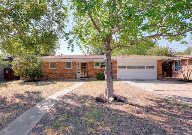 Photo 2 of Sale Pending at 110 Montpelier, San Antonio, TX 78228 | MLS# 1912631 | Listing updated on 2025-11-13