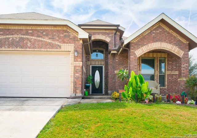 Photo 3 of Single family home for sale at 13900 Wenrich, San Antonio, TX 78233 | MLS# 1912636 | Listing updated on 2025-11-12