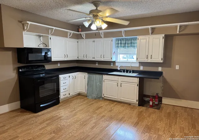 3rd image of 1007 Cedar, Bandera, TX 78003 | MLS# 1912660