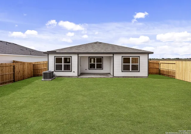 Photo 3 of Single family home for sale at 16017 Delgado Hills, Lytle, TX 78052 | MLS# 1912688 | Listing updated on 2025-11-18