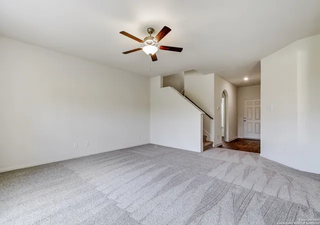 Photo 4 of Single family home for sale at 14914 Telfaire Meadow, Von Ormy, TX 78073 | MLS# 1912702 | Listing updated on 2025-10-14