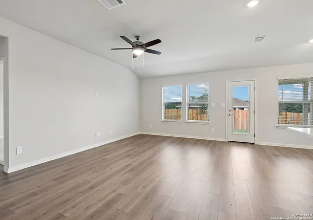 Photo 4 of Sale Pending at 10417 Bluefish Way, Boerne, TX 78006 | MLS# 1912706 | Listing updated on 2026-02-17