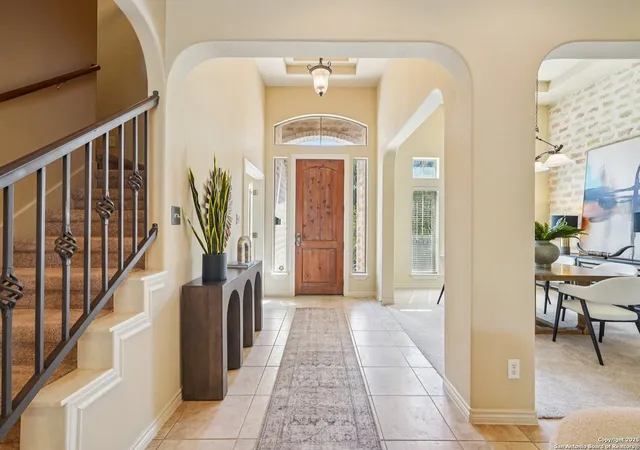 Photo 4 of Sale Pending at 9619 Mulberry Way, Helotes, TX 78023 | MLS# 1912727 | Listing updated on 2025-11-25