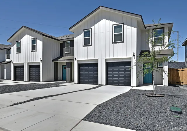 Photo 3 of Multi family home for sale at 11319 Clearmine, San Antonio, TX 78224 | MLS# 1912756 | Listing updated on 2026-02-05