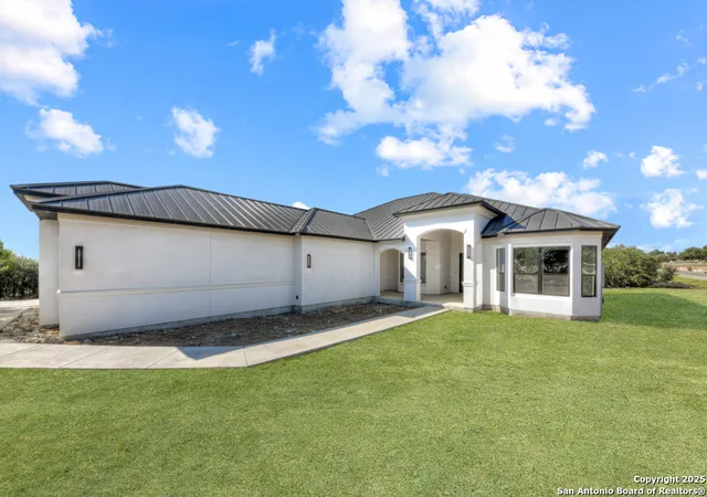Photo 2 of Single family home for sale at 5833 Copper Valley, New Braunfels, TX 78132 | MLS# 1912784 | Listing updated on 2026-02-13