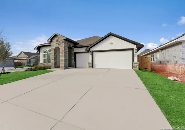 Photo 3 of Sale Pending at 11705 Warlock, San Antonio, TX 78254 | MLS# 1912809 | Listing updated on 2026-02-11