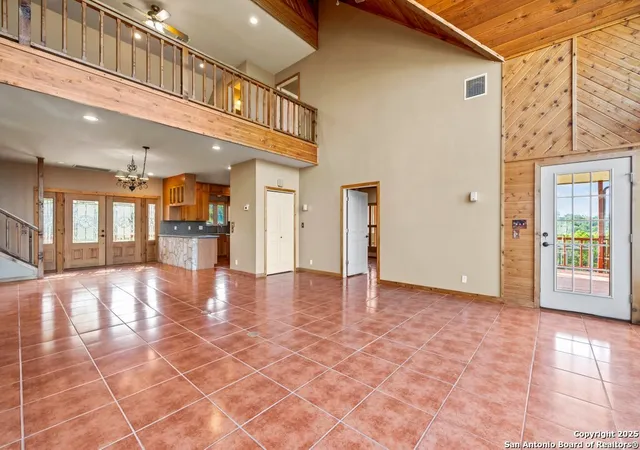 Photo 3 of Single family home for sale at 1174 Highland Terrace, Canyon Lake, TX 78133 | MLS# 1912841 | Listing updated on 2025-11-21