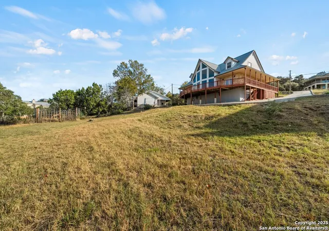Photo 2 of Single family home for sale at 1174 Highland Terrace, Canyon Lake, TX 78133 | MLS# 1912841 | Listing updated on 2025-11-21