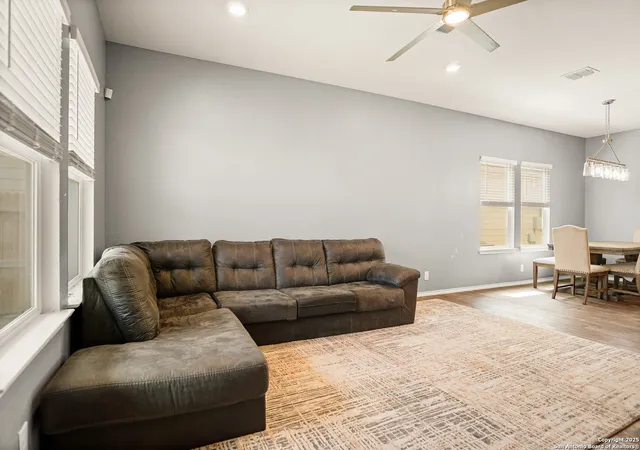 5th image of 133 Middle Green Loop, Floresville, TX 78114 | MLS# 1912859