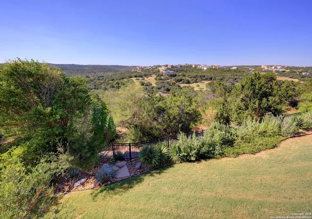 Photo 4 of Sale Pending at 17023 Turin Ridge, San Antonio, TX 78255 | MLS# 1912899 | Listing updated on 2026-01-20