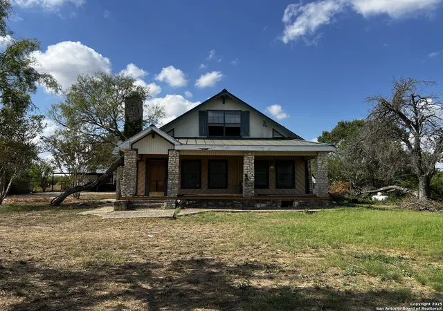 Photo 1 of Sale Pending at 9125 Hildebrandt, San Antonio, TX 78222 | MLS# 1912907 | Listing updated on 2025-10-13