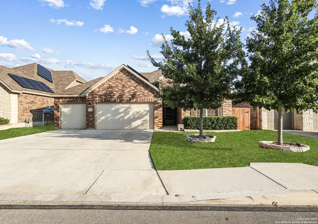 Photo 1 of Sale Pending at 10510 Coyote Run, San Antonio, TX 78254 | MLS# 1912927 | Listing updated on 2026-01-27