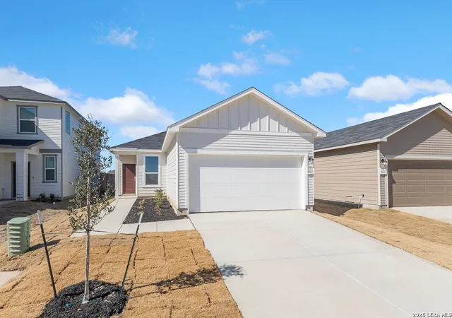 Photo 1 of Sale Pending at 9443 Platte Pl, San Antonio, TX 78221 | MLS# 1912953 | Listing updated on 2026-04-21