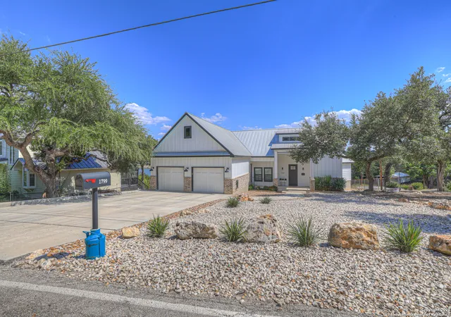 Photo 2 of Sale Pending at 1799 W Lakeside, Canyon Lake, TX 78133 | MLS# 1912963 | Listing updated on 2026-08-24