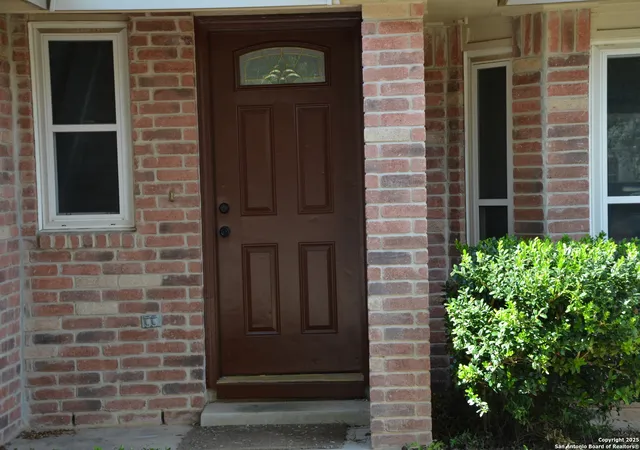 Photo 2 of Single family home for sale at 5955 Spring Crossing, San Antonio, TX 78247 | MLS# 1913076 | Listing updated on 2025-11-10