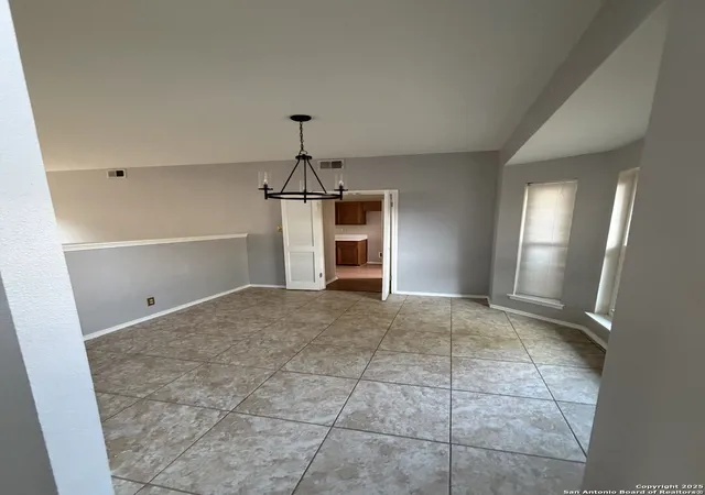 Photo 4 of Single family home for sale at 5955 Spring Crossing, San Antonio, TX 78247 | MLS# 1913076 | Listing updated on 2025-11-10