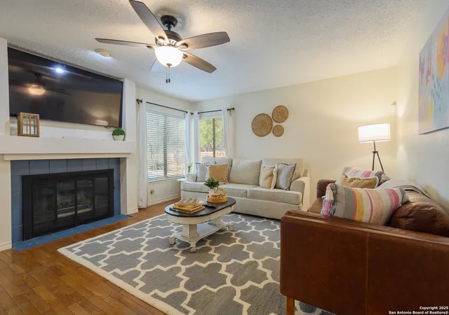 Photo 4 of Sale Pending at 6723 Mary Todd, San Antonio, TX 78240 | MLS# 1913085 | Listing updated on 2025-11-12