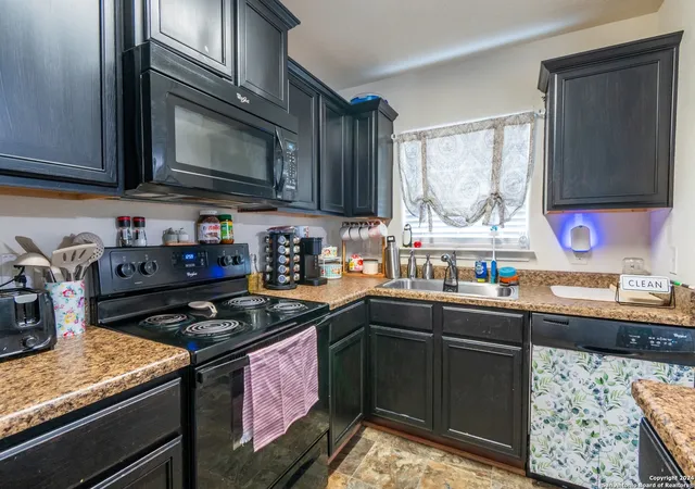5th image of 6335 Still Meadow, San Antonio, TX 78222 | MLS# 1913114