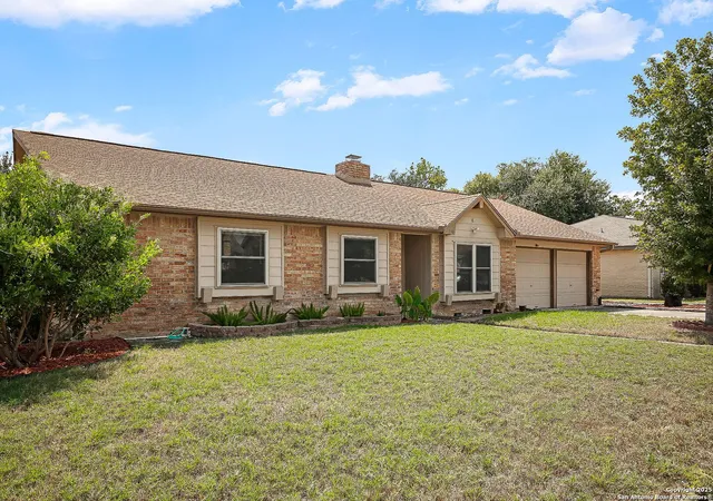 2nd image of 130 Meadowland, Universal City, TX 78148 | MLS# 1913176