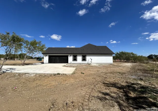 5th image of 116 Hidden Ranch, Floresville, TX 78114 | MLS# 1913193