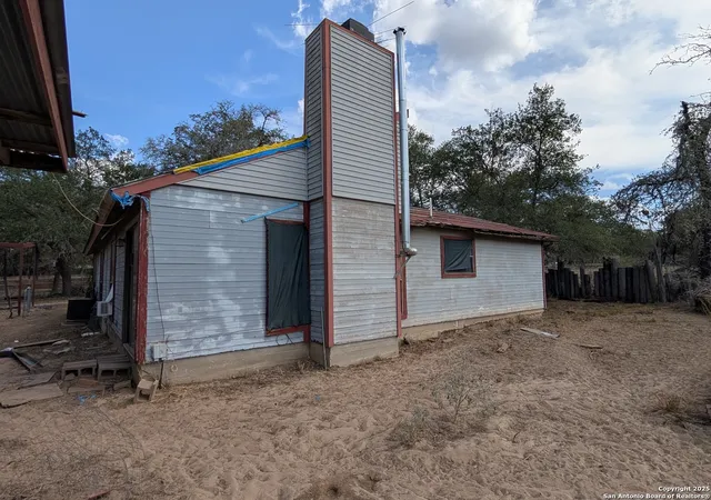 Photo 3 of Sale Pending at 169 Peaceful, San Antonio, TX 78264 | MLS# 1913197 | Listing updated on 2025-10-13